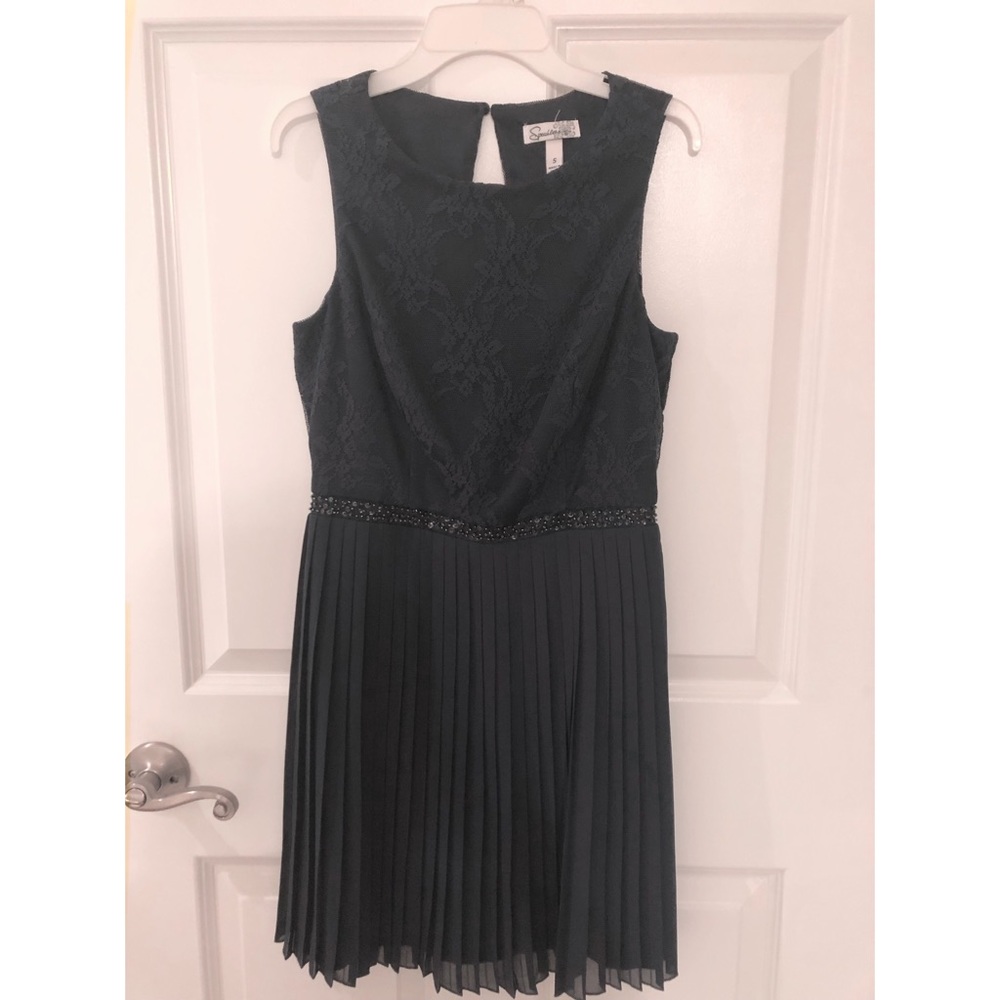 SALE ✨ Junior’s Navy Blue Dress (Size 5) Brand New